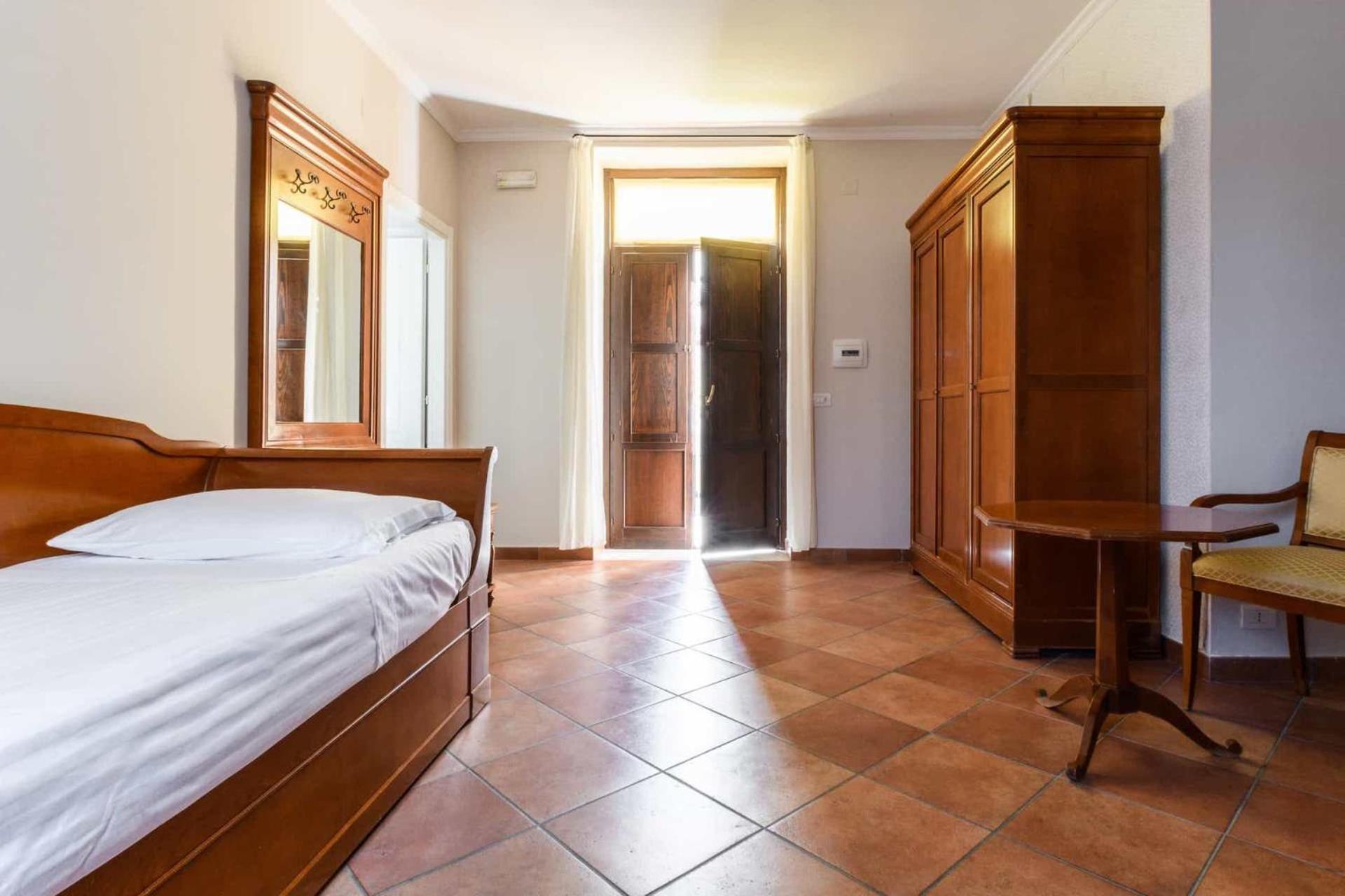 Terra - Bed And Breakfast Caserta Esterno foto